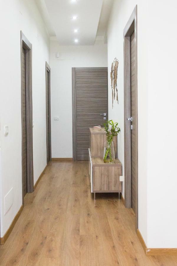 לינה וארוחת בוקר רומא Casa Di Mono מראה חיצוני תמונה