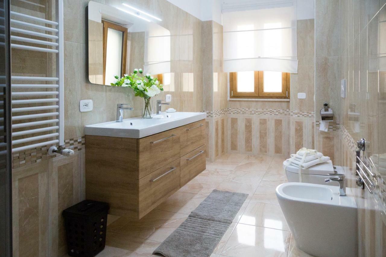 לינה וארוחת בוקר רומא Casa Di Mono מראה חיצוני תמונה
